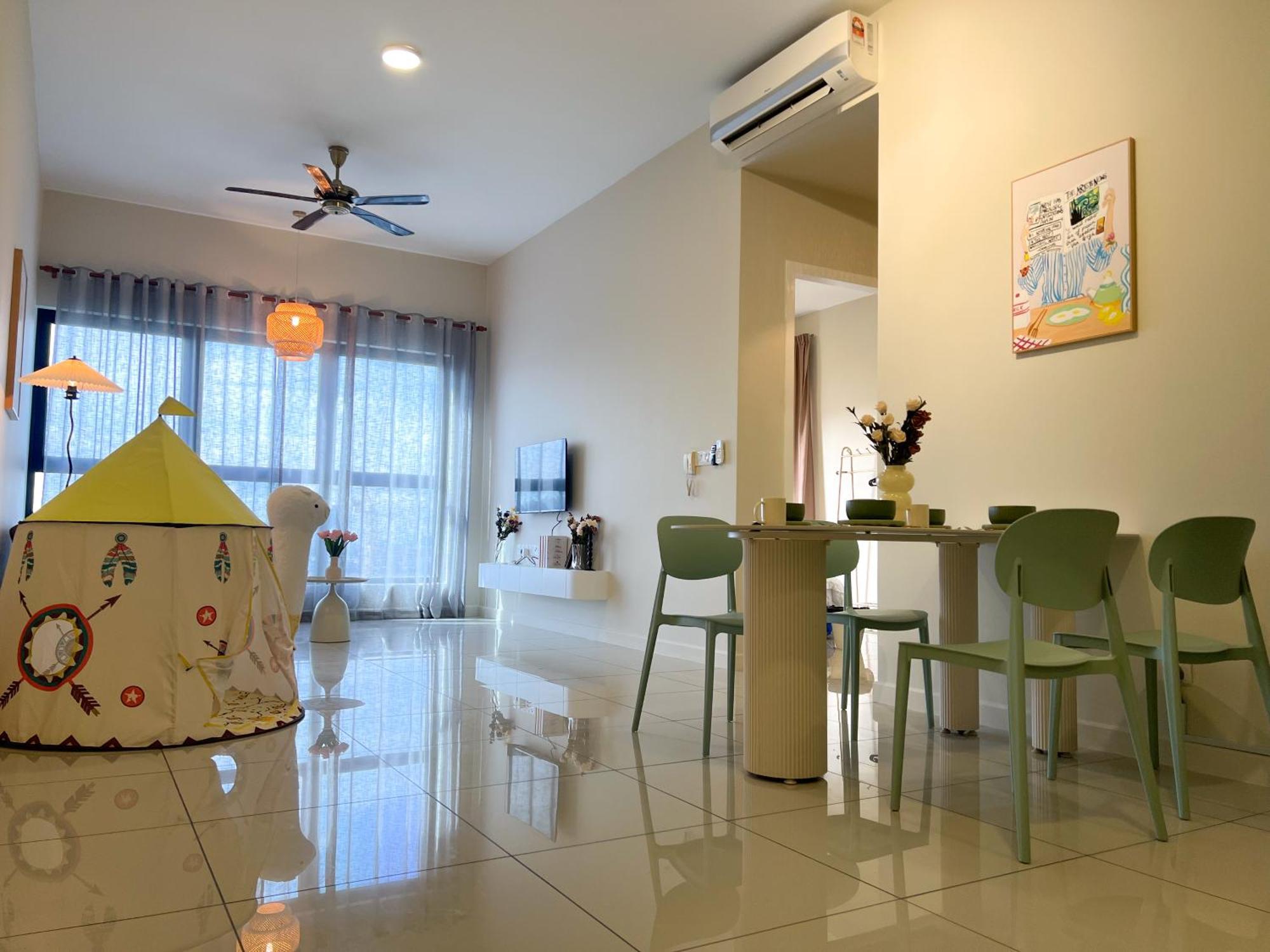 Le Pavilion Bandar Puteri Puchong Exteriör bild